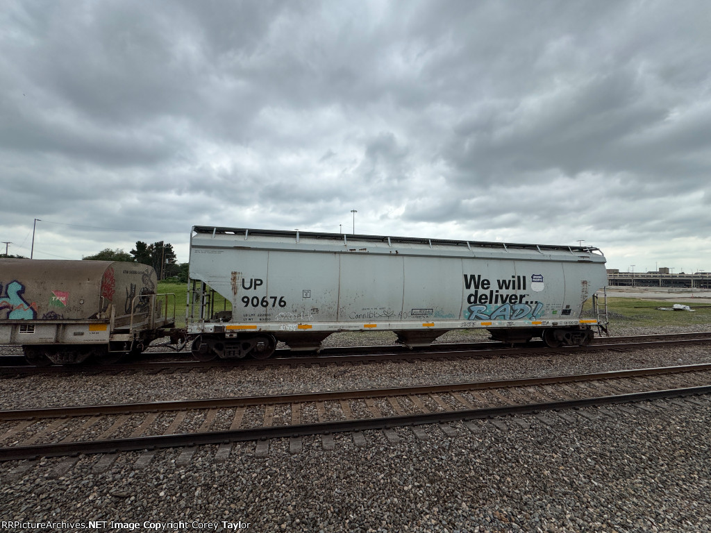 UP 90676